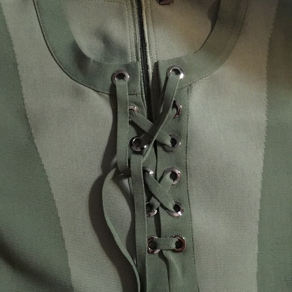 BCBGMAXAZRIA® Bodycon Fitted Dress - Picture 6 of 12